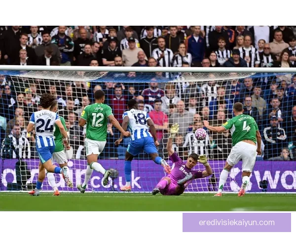 里昂攻防平衡状态持续，面对劲敌表现稳健