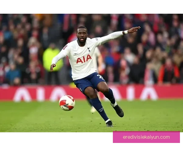 恩东贝莱里昂生涯回顾：中场核心表现稳健，竞争力持续提升